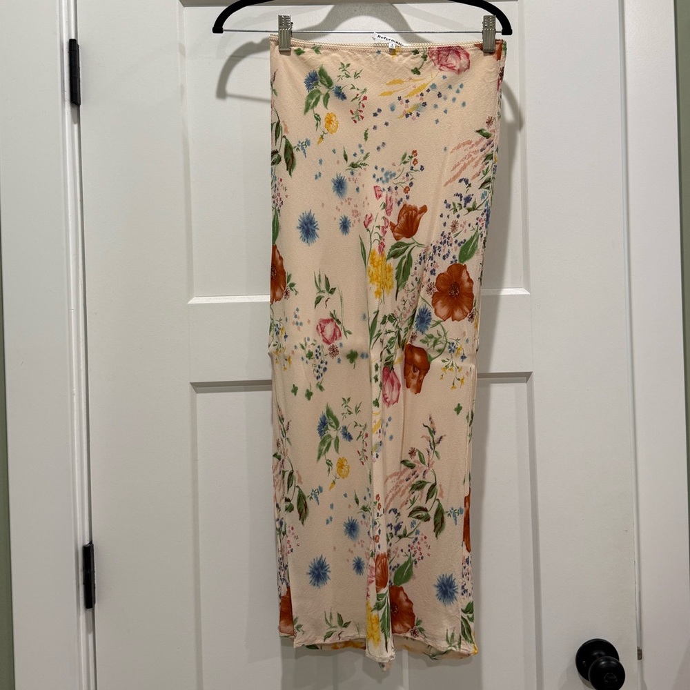 Reformation Layla Skirt - Picture 3 of 5